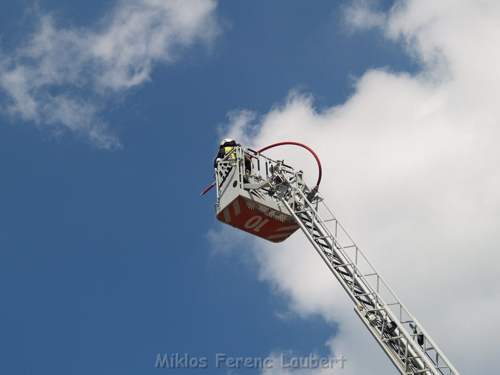 Dachstuhlbrand Koeln Kalk Kalker Hauptstr   P123.JPG